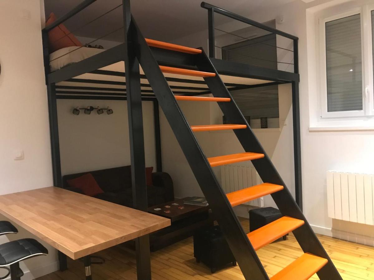 Studio - Mezzanine - Style Loft Industriel Brindas Екстер'єр фото