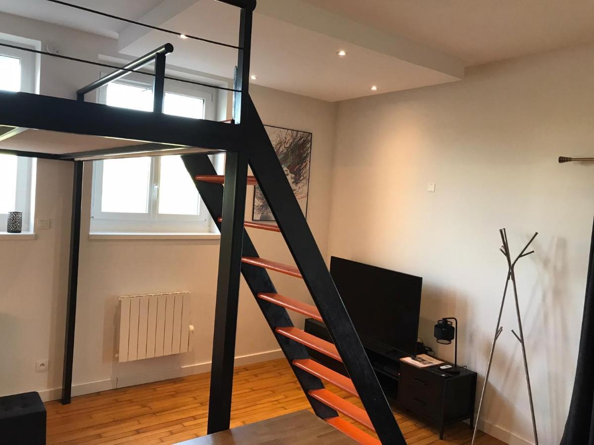 Studio - Mezzanine - Style Loft Industriel Brindas Екстер'єр фото
